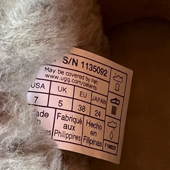 UGG CLASSIC ULTRA MINI PLATFORM MOSS GREEN BRAND NEW + PAPER SHOPPING BAGN ZS 7 - Picture 8 of 14